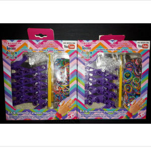 2 New Expressions Loom Design Studio